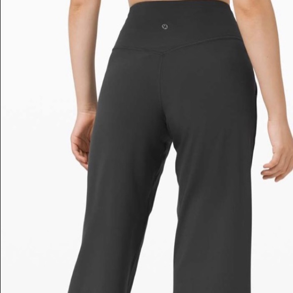 Lululemon align Wide leg crop Size 6